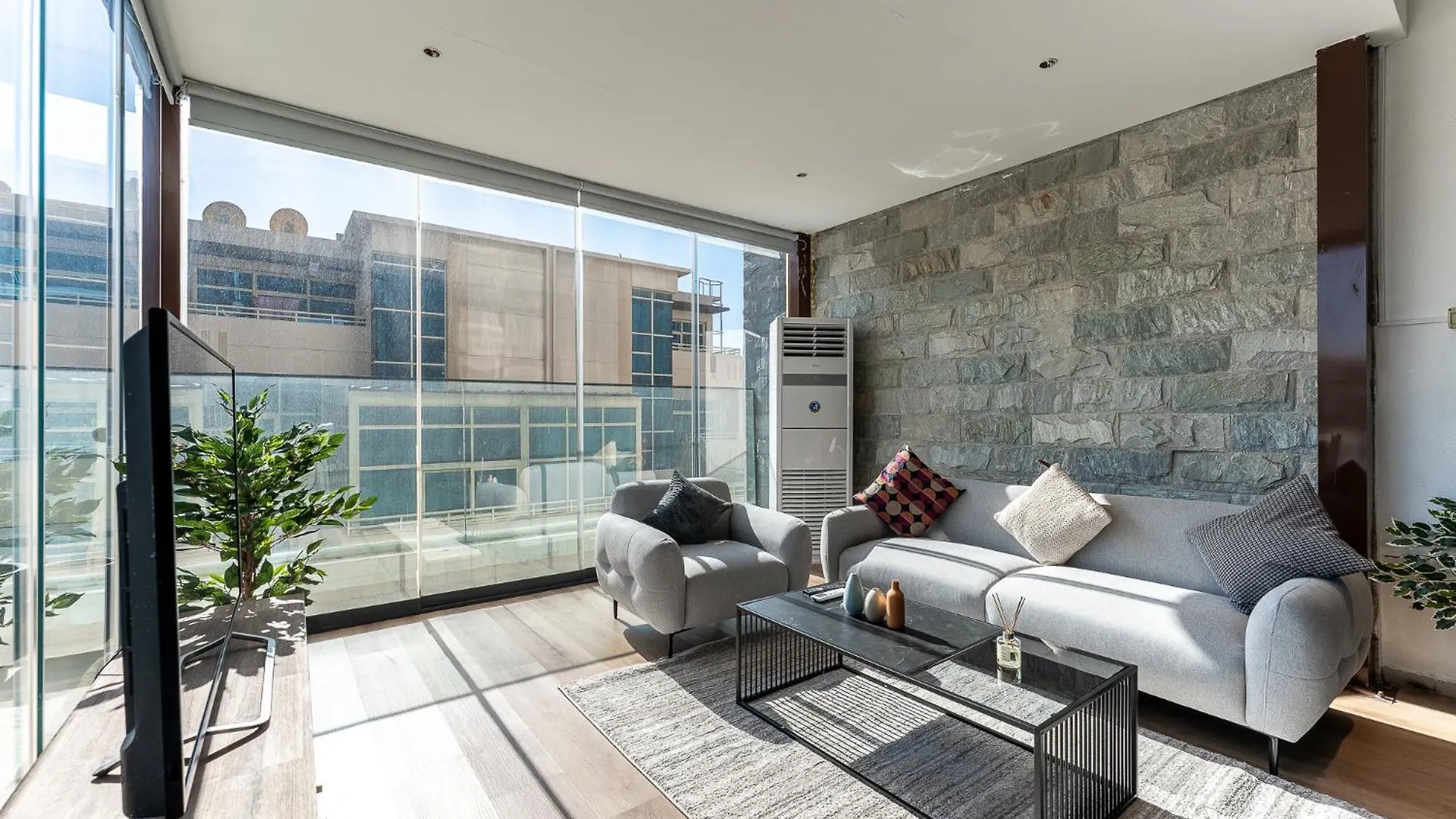 Havn - Modern Studio In Jvc With Huge Layout Dubai Apartment
